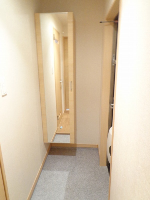 トレニア 玄関