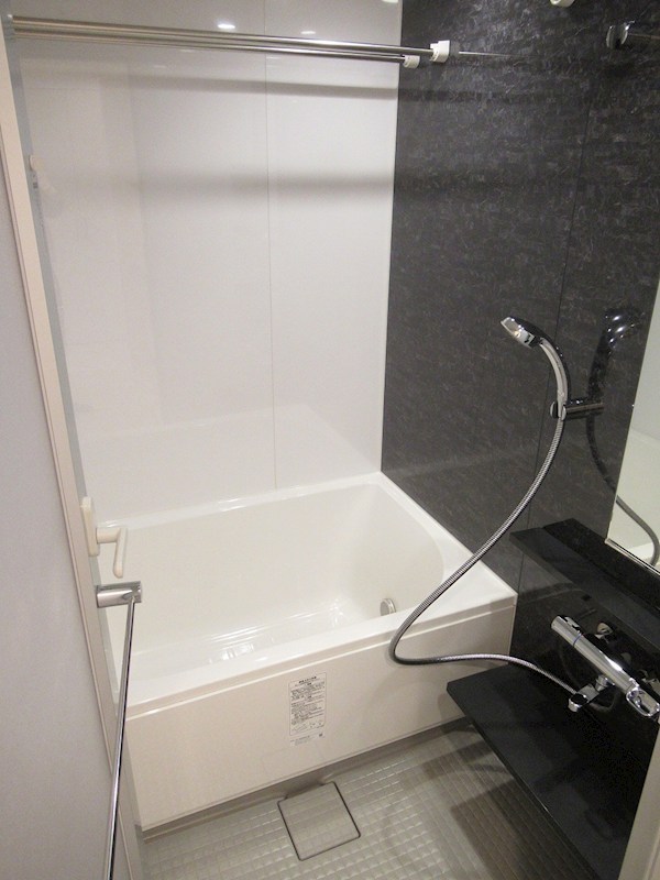 ヴァロータ氷川台 風呂画像