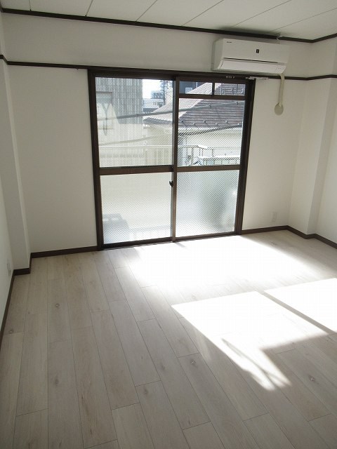 奥田トキワマンション リビング