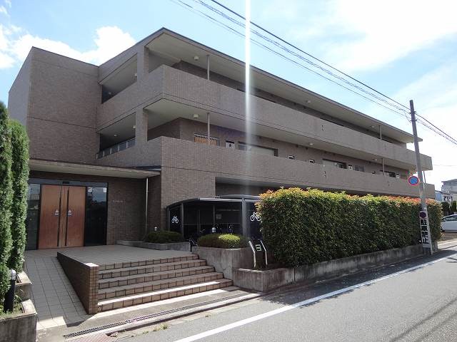 アソシエール練馬春日町 外観