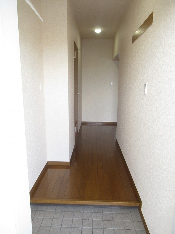 キャッスル向原 玄関