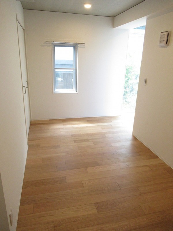 THE　RESIDENCE　DDI　NERIMA リビング