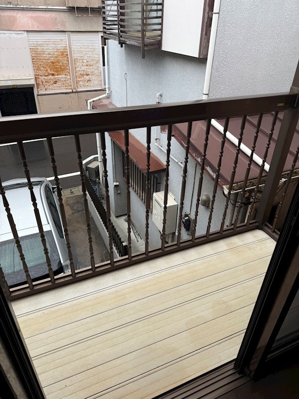 豊玉南2丁目戸建て ベランダ