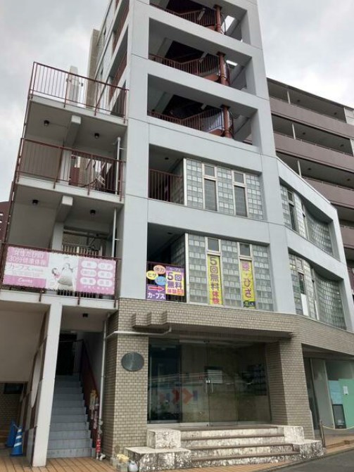 アンソレイエ⼩⽵ 外観