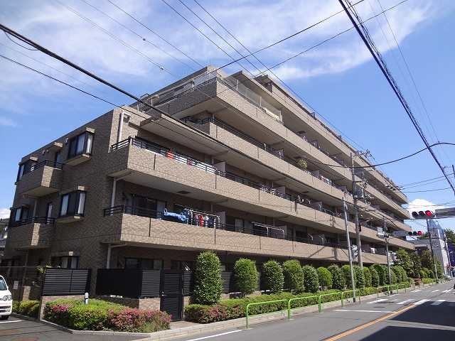 アーデル練⾺春⽇町 外観