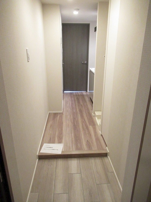 Log練馬 玄関