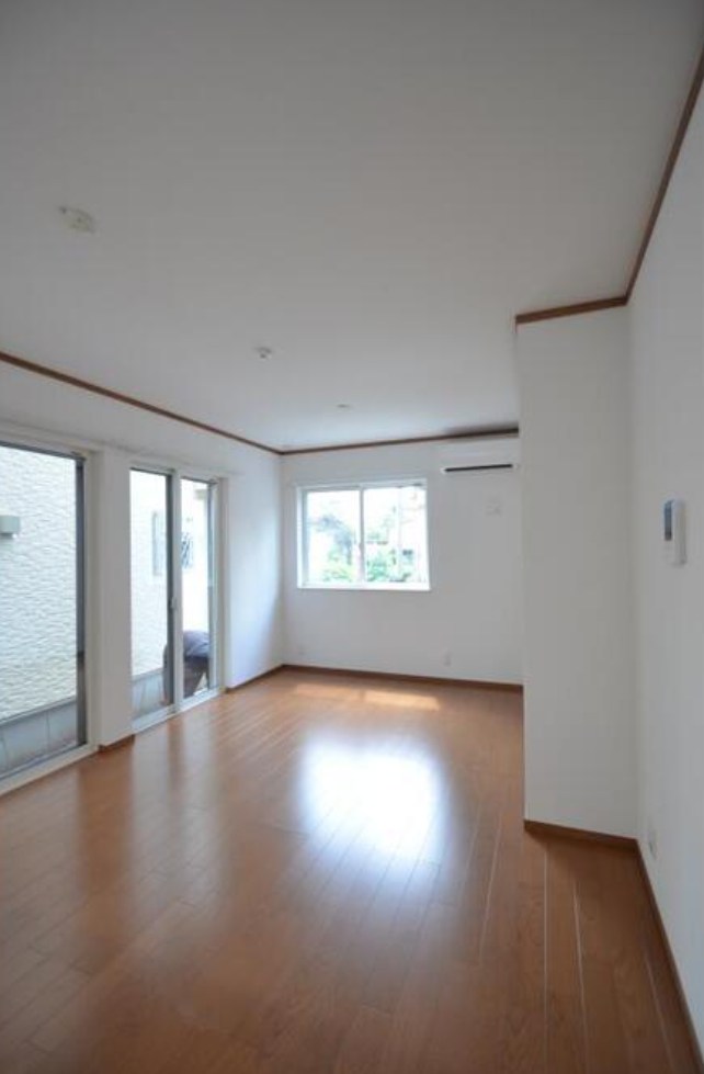 練馬区中村３丁目戸建 リビング
