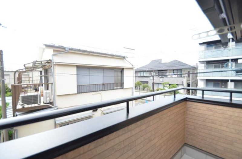 練馬区中村３丁目戸建 ベランダ
