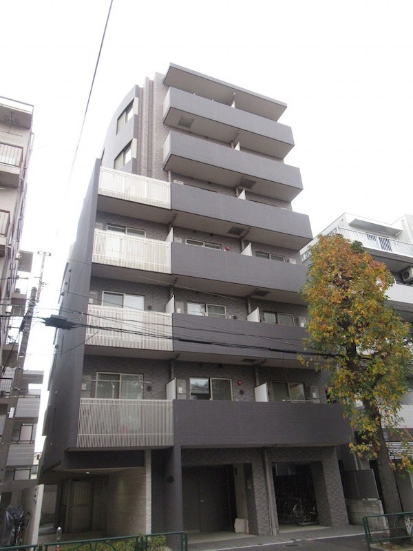 第三ローヤル上鷺 外観
