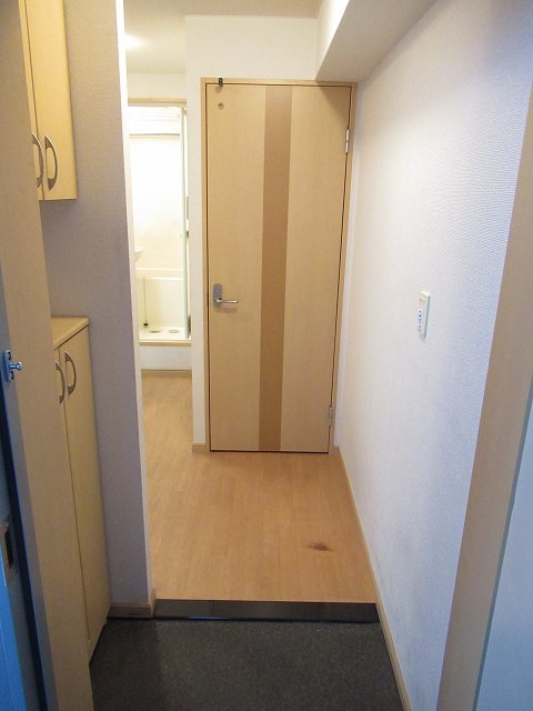プロッシモ・オール 玄関