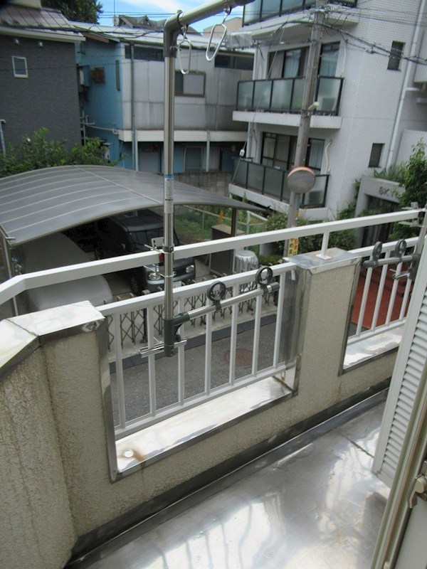 新座貸家 ベランダ