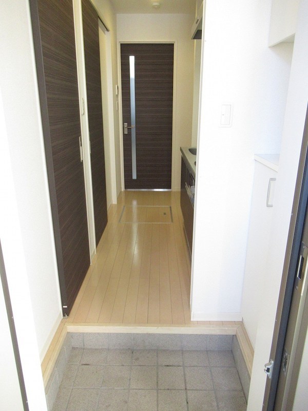 シャーメゾン新江古田 玄関