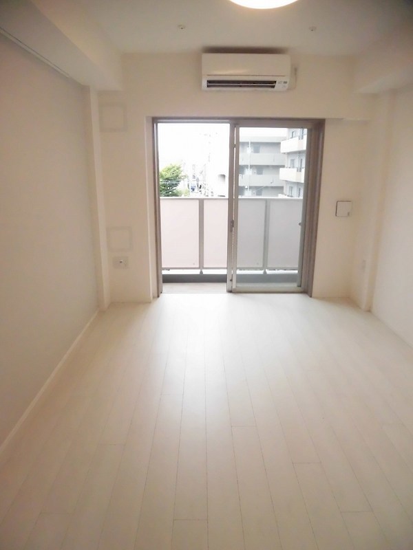 Log練馬駅前 リビング