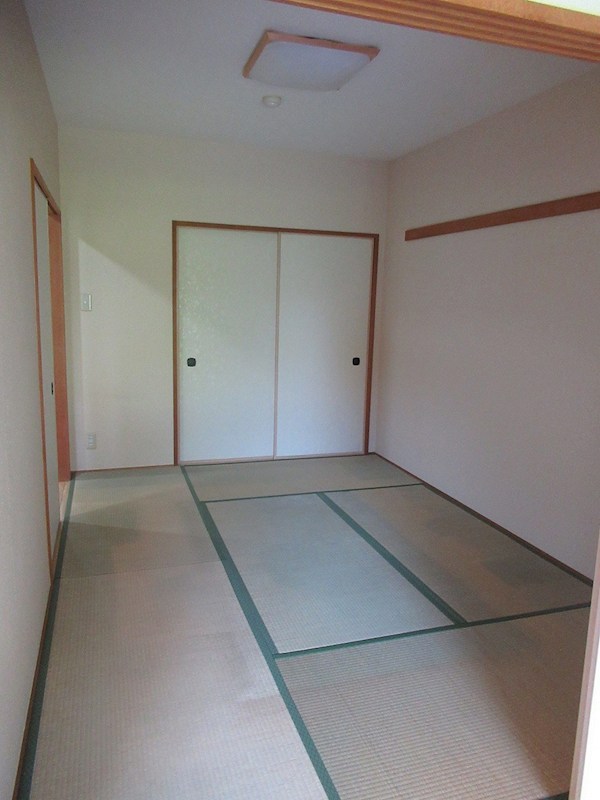 ラトアール平和台 ベッドルーム