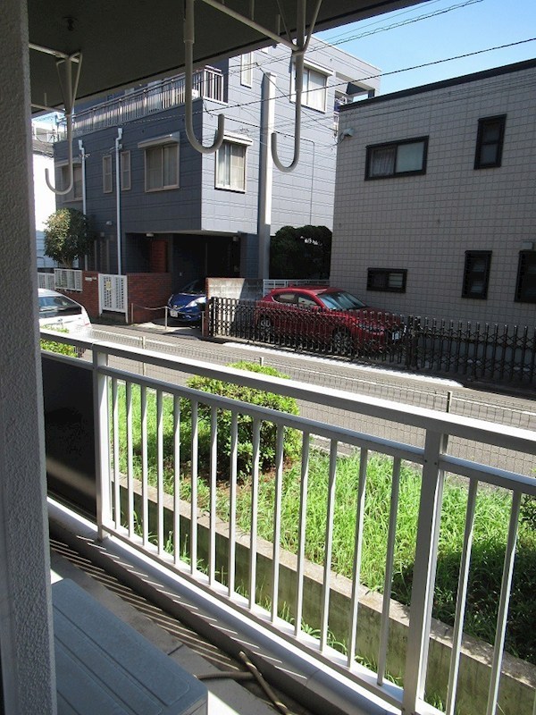 テレパレス中村南 ベランダ
