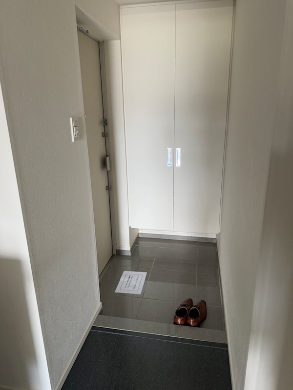 REILIS SAKURADAI AZ 玄関