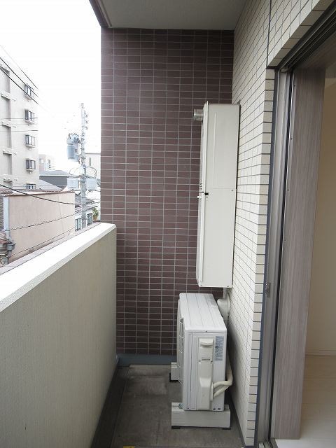 Log練馬駅前 ベランダ