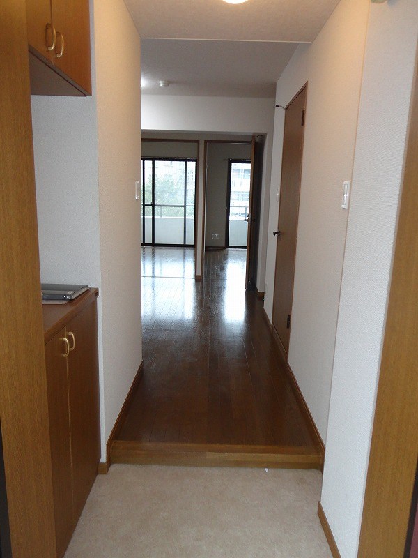 ニューポート 玄関