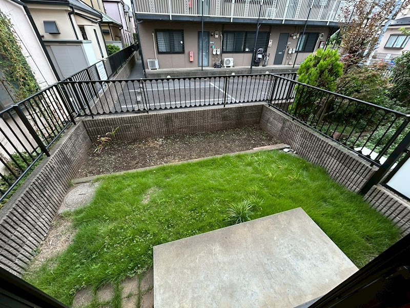 上野邸共同住宅 ベランダ