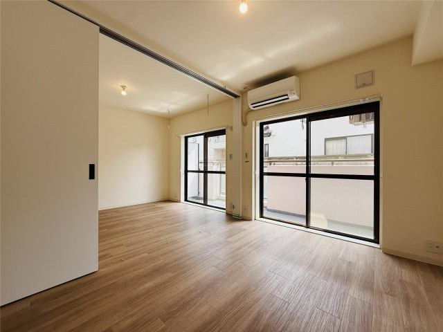 メゾンロアール リビング