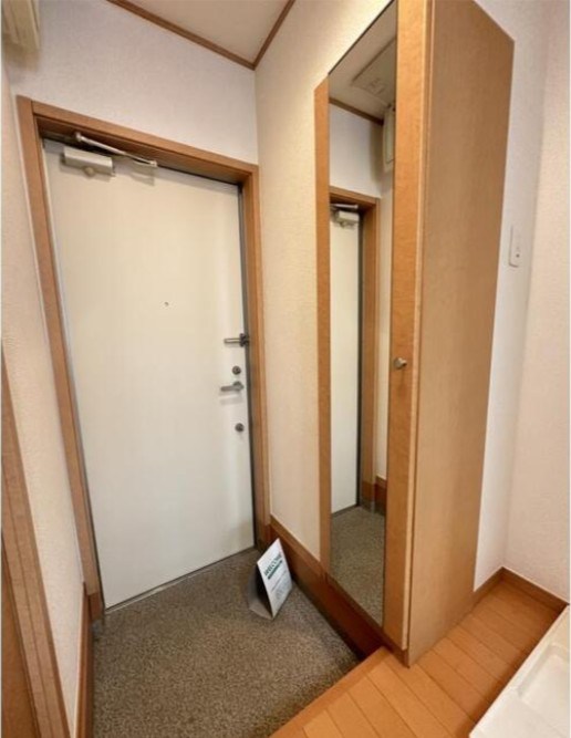 ハッピーハイツ・ワン 玄関