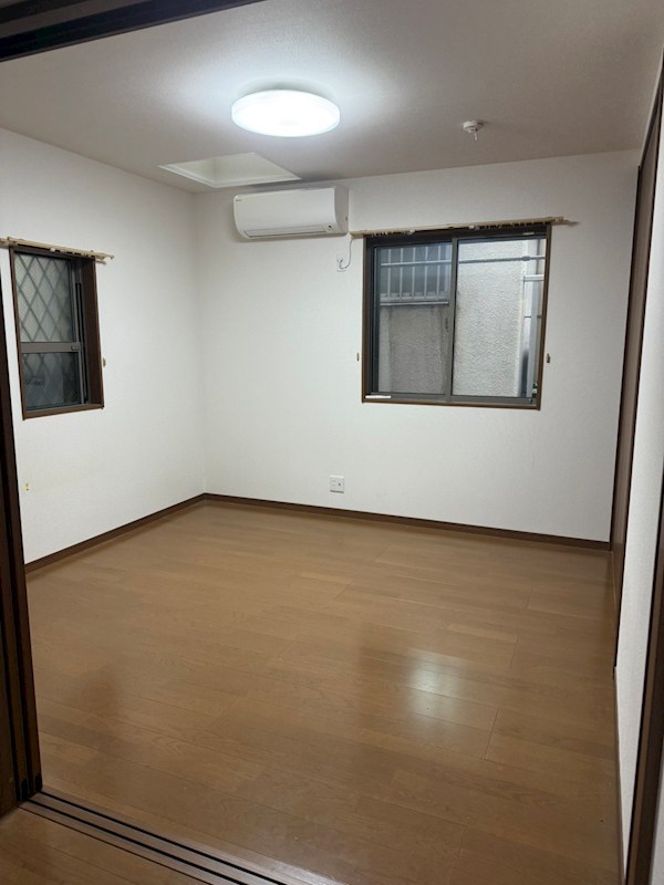 EKフラット ベッドルーム