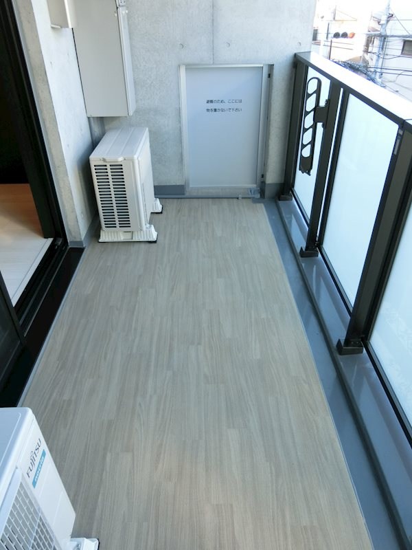 ZOOM新宿西落合 ベランダ