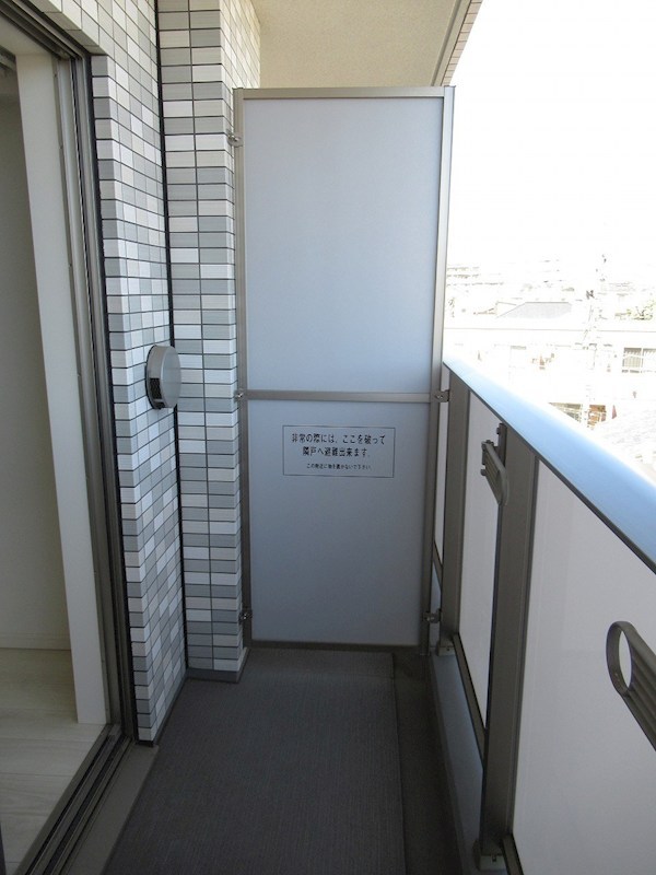 ガーラ・ヴィスタ練馬中村橋 ベランダ