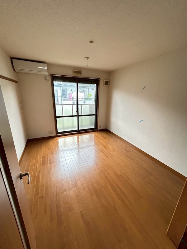 ラウレア その他10