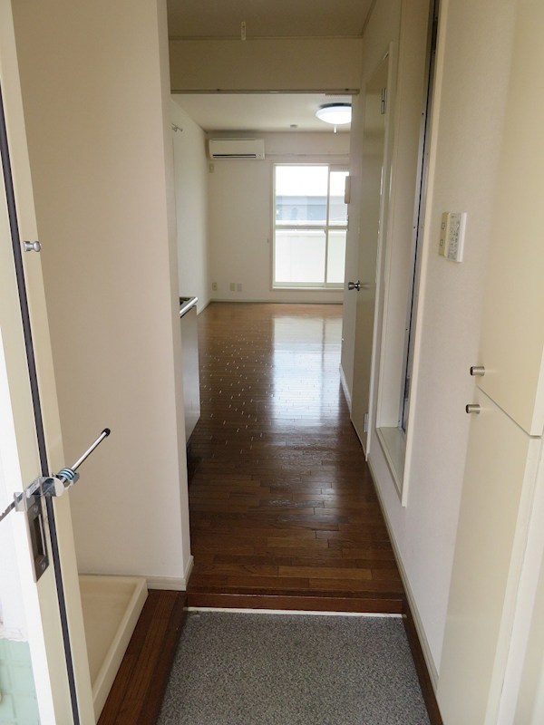 ウィンドフォート新桜台 玄関