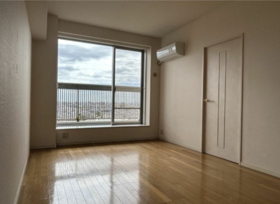 エリム春日町パークタワー リビング