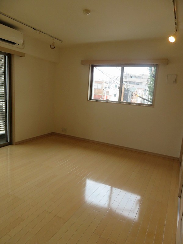 フェルトバーンハウス新江古田 リビング