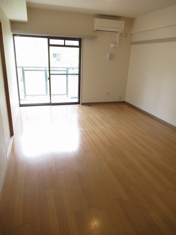 ヴェルデ武蔵野 リビング