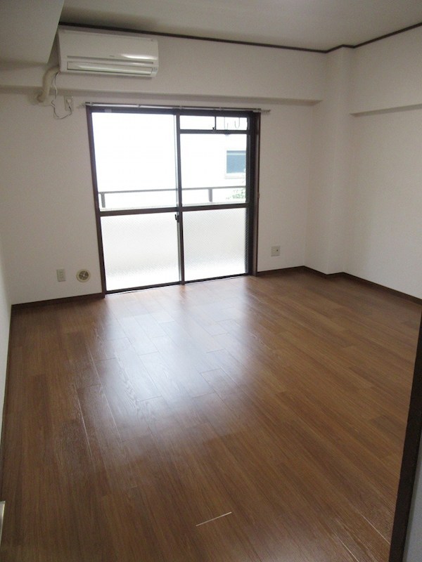 メイプルガーデン富士見台 リビング