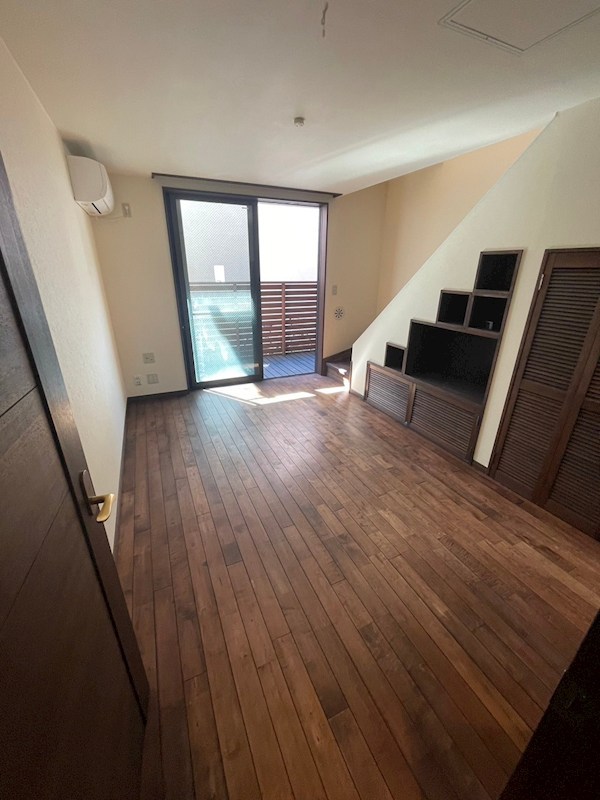 Kine（カイン） リビング