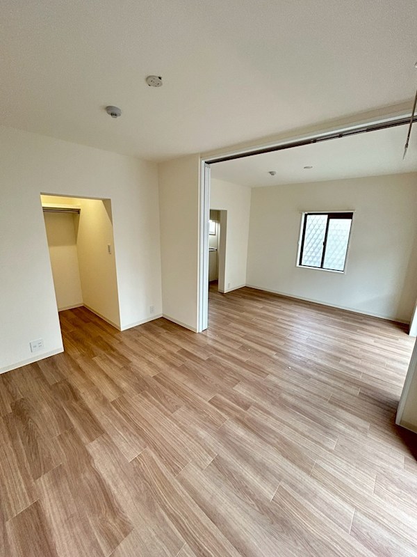 メゾンロアール ベッドルーム