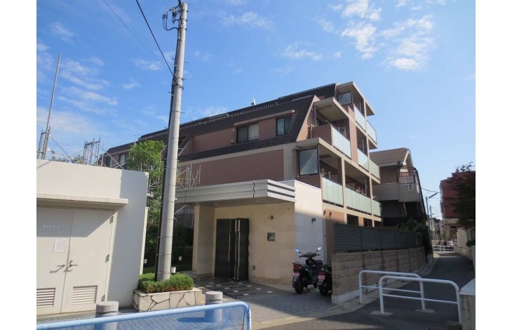 ＡＸＡＳ小竹向原 外観