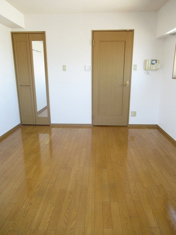 サウザンドリバー ベッドルーム