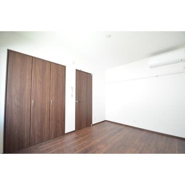 J　Wing　East/West その他4