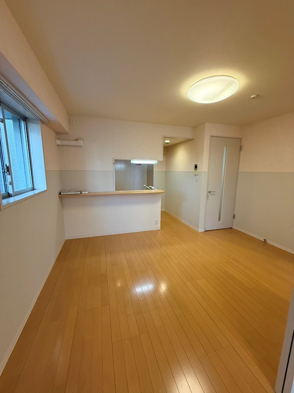 サブ　ローザ リビング