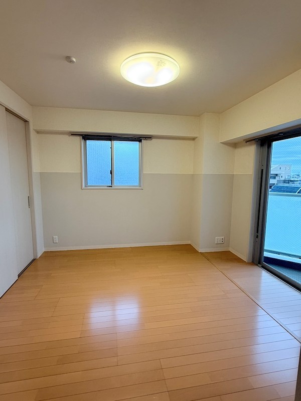 サブ　ローザ ベッドルーム