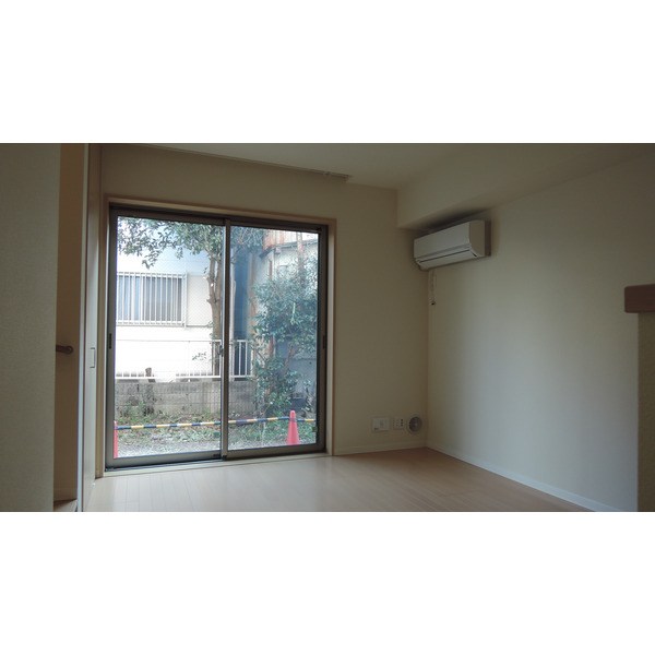 ノワイエ リビング