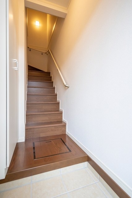 アボンリービレッジ 玄関