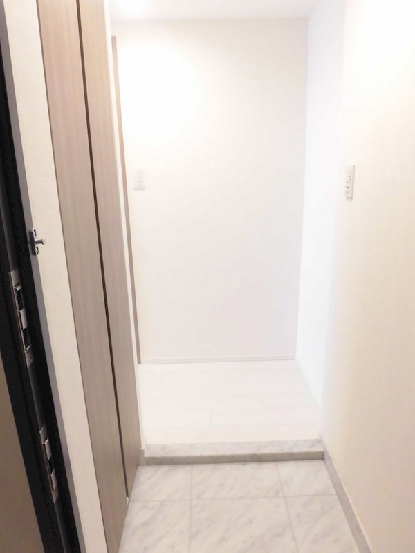 Log練馬駅前 玄関