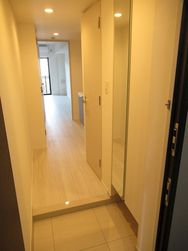 ＬＵＭＥＥＤ中村北 玄関