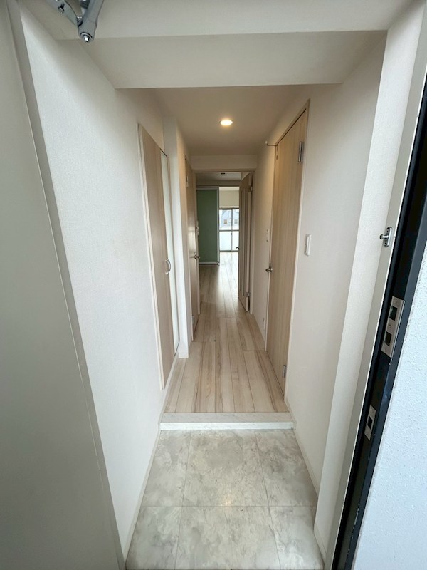 トゥルーハーモニー 玄関