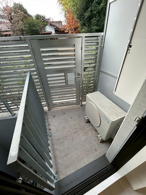 Livegeonakamurabashi ベランダ