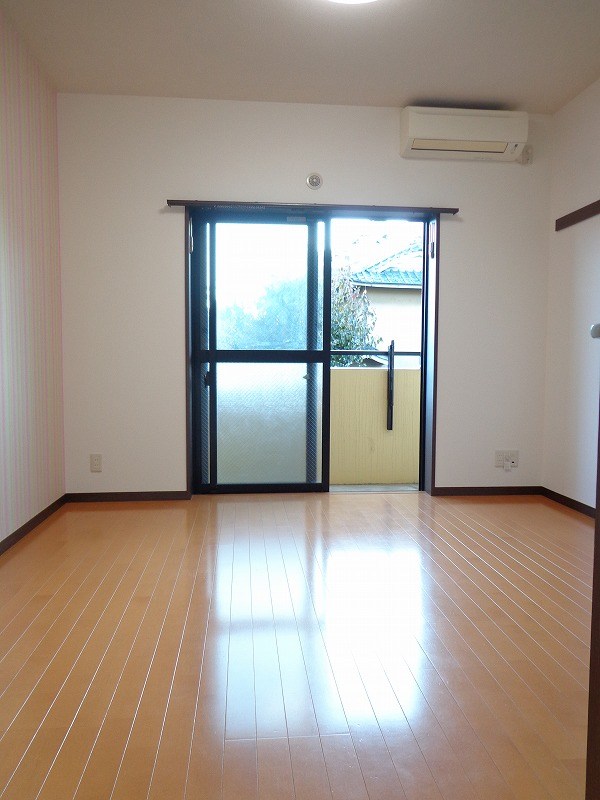 ハイデンス　ヌクイ リビング