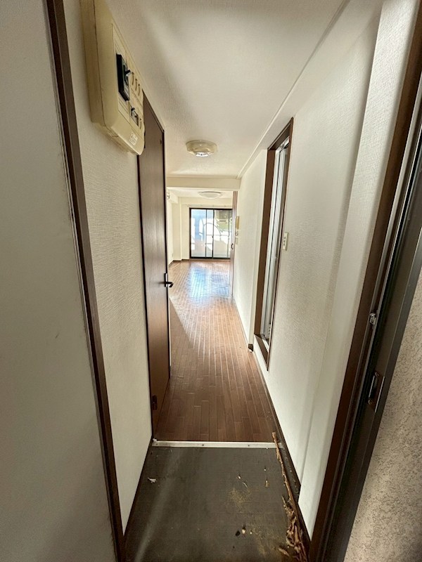 スクエアハウス 玄関