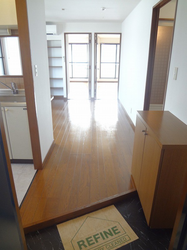 第一ハイム曙 玄関